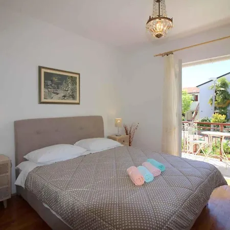 In Porec/istrien 37093 Apartment Porec